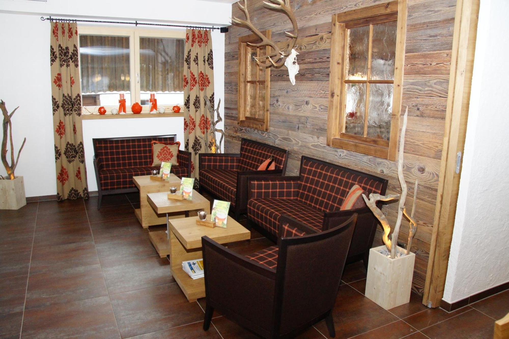 Alpinhotel Monte Superior - Silvretta Card Premium Betrieb Гальтюр Екстер'єр фото
