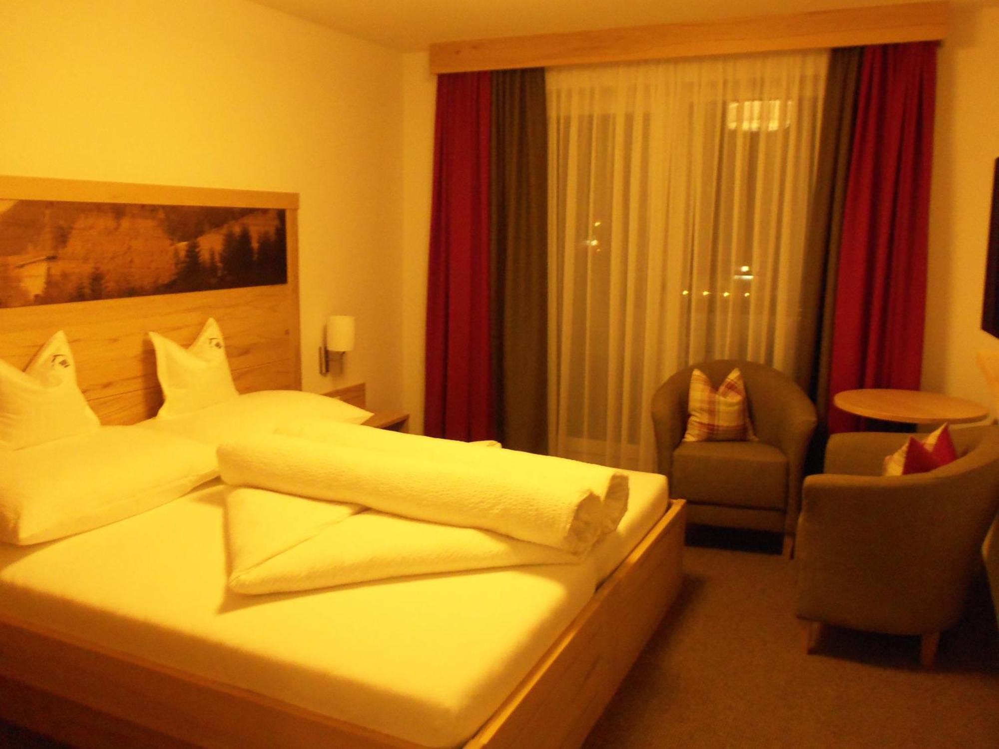 Alpinhotel Monte Superior - Silvretta Card Premium Betrieb Гальтюр Екстер'єр фото