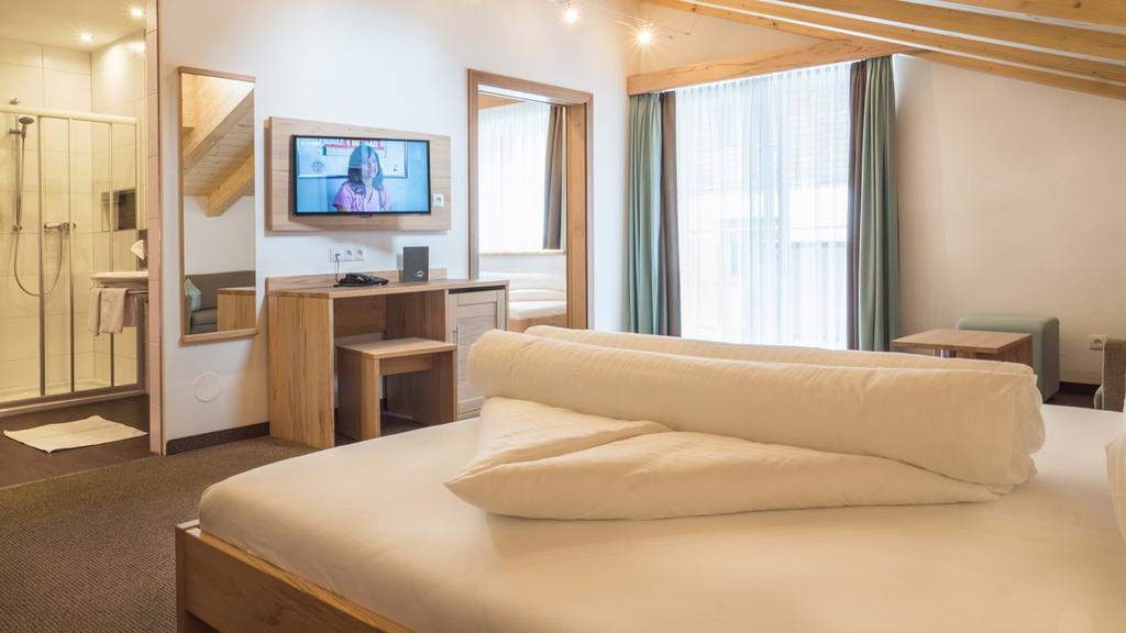 Alpinhotel Monte Superior - Silvretta Card Premium Betrieb Гальтюр Екстер'єр фото