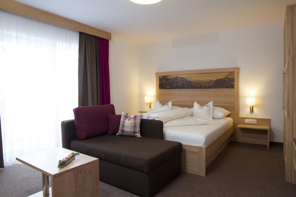 Alpinhotel Monte Superior - Silvretta Card Premium Betrieb Гальтюр Екстер'єр фото